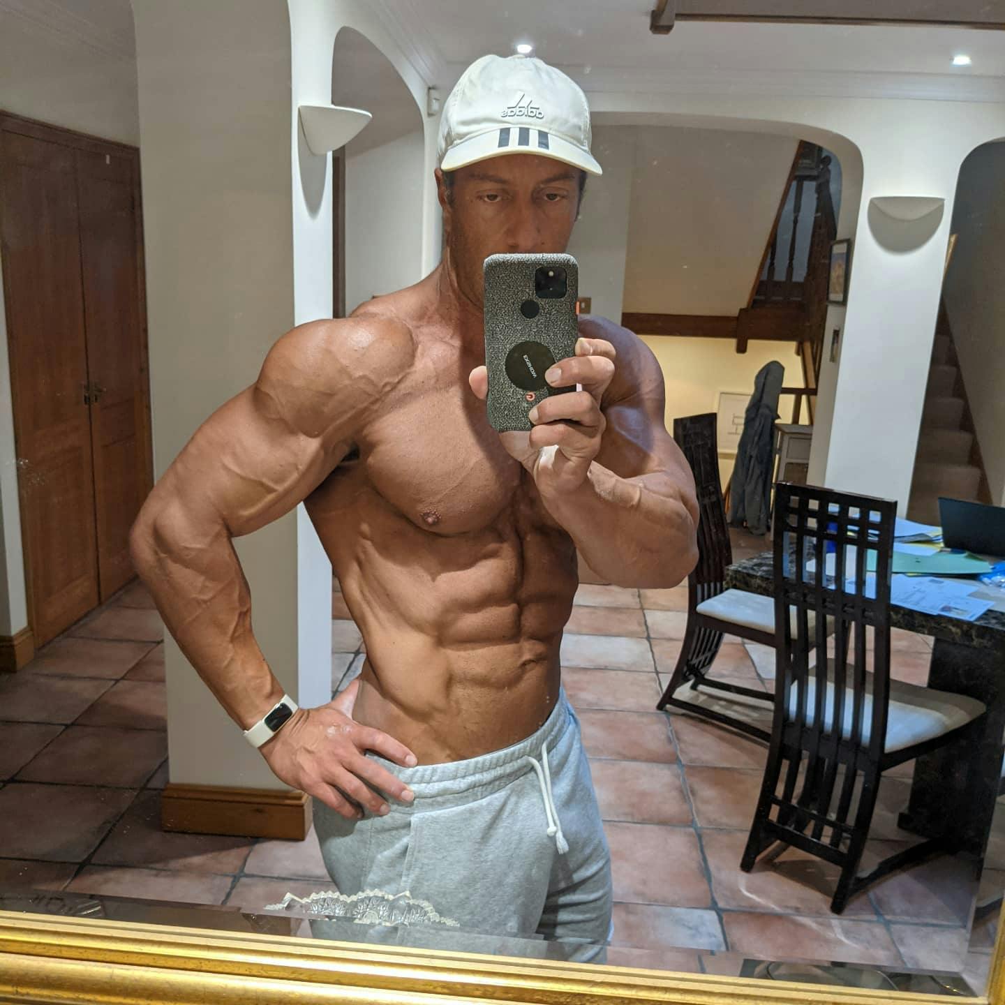 Kit naib bodybuilding picture OCTOBER 2021