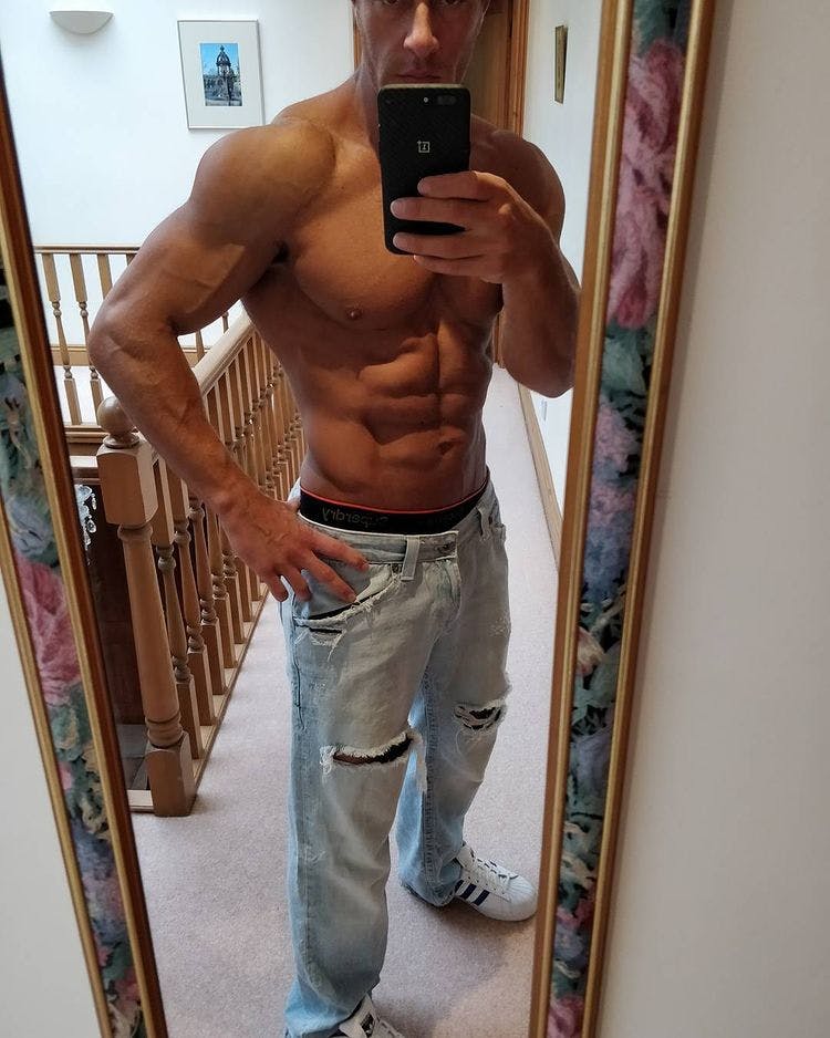 Kit Naib's physique with v taper age 37